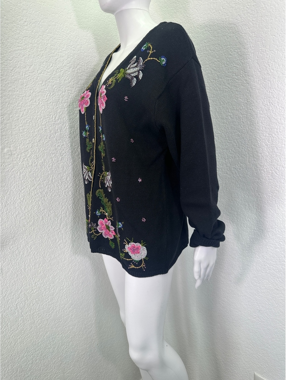 VTG Women’s Sz XL Arriviste Black Beaded Floral Cardigan Sweater Cottagecore - Picture 3 of 9
